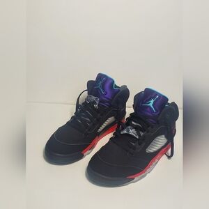 Men’s Jordan 5 Retro Top 3 With Box CZ1786-001 Size 10.5